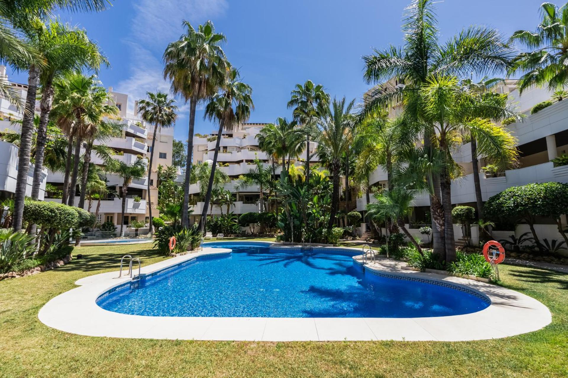 Molo Residences Boutique Apartments & Spa Marbella Buitenkant foto