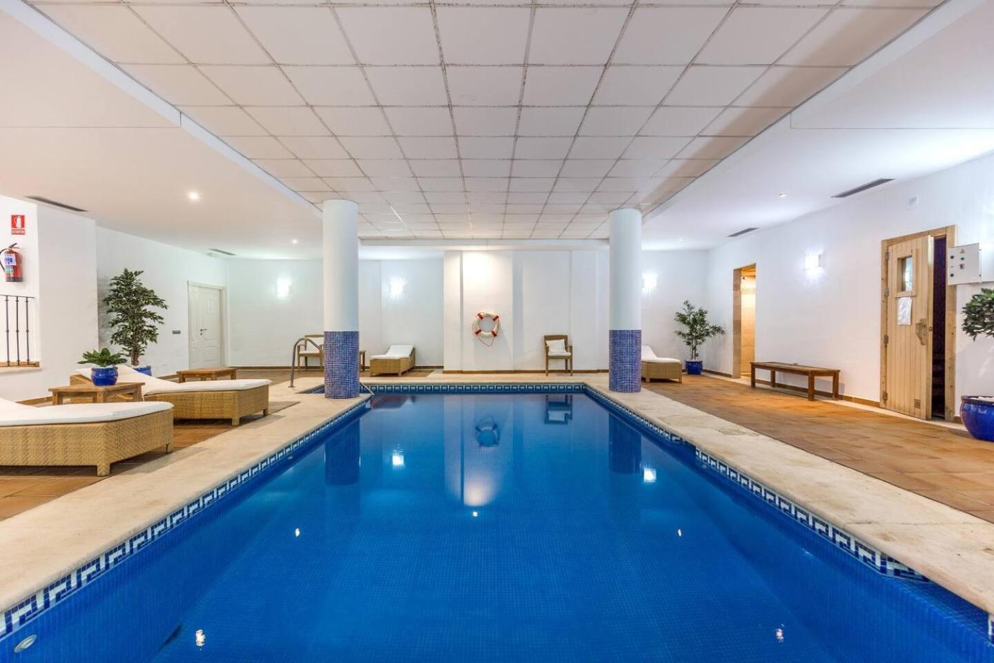 Molo Residences Boutique Apartments & Spa Marbella Buitenkant foto