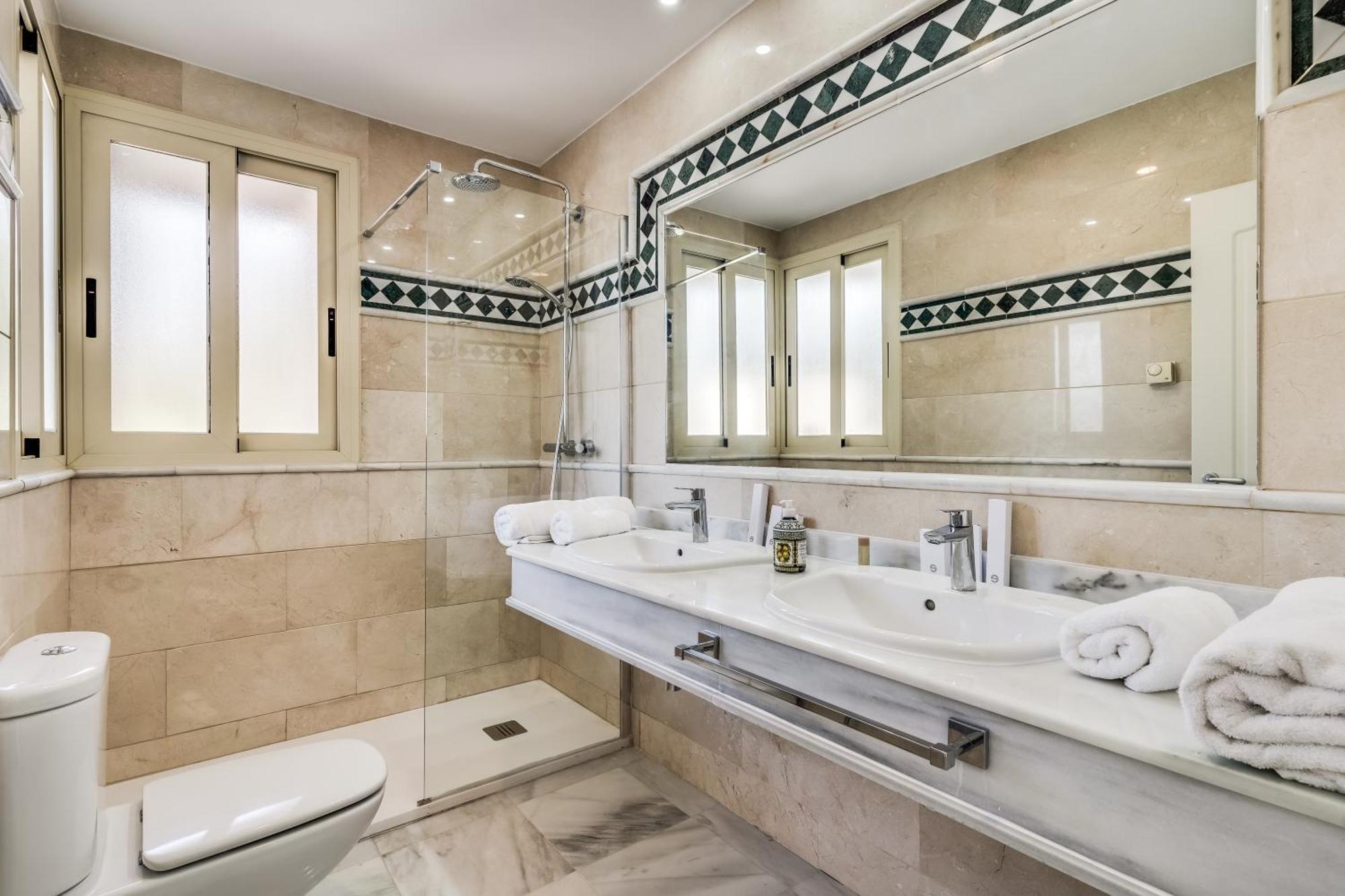 Molo Residences Boutique Apartments & Spa Marbella Buitenkant foto