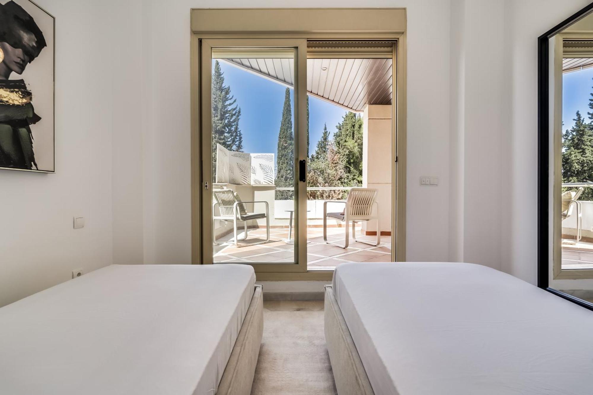 Molo Residences Boutique Apartments & Spa Marbella Buitenkant foto