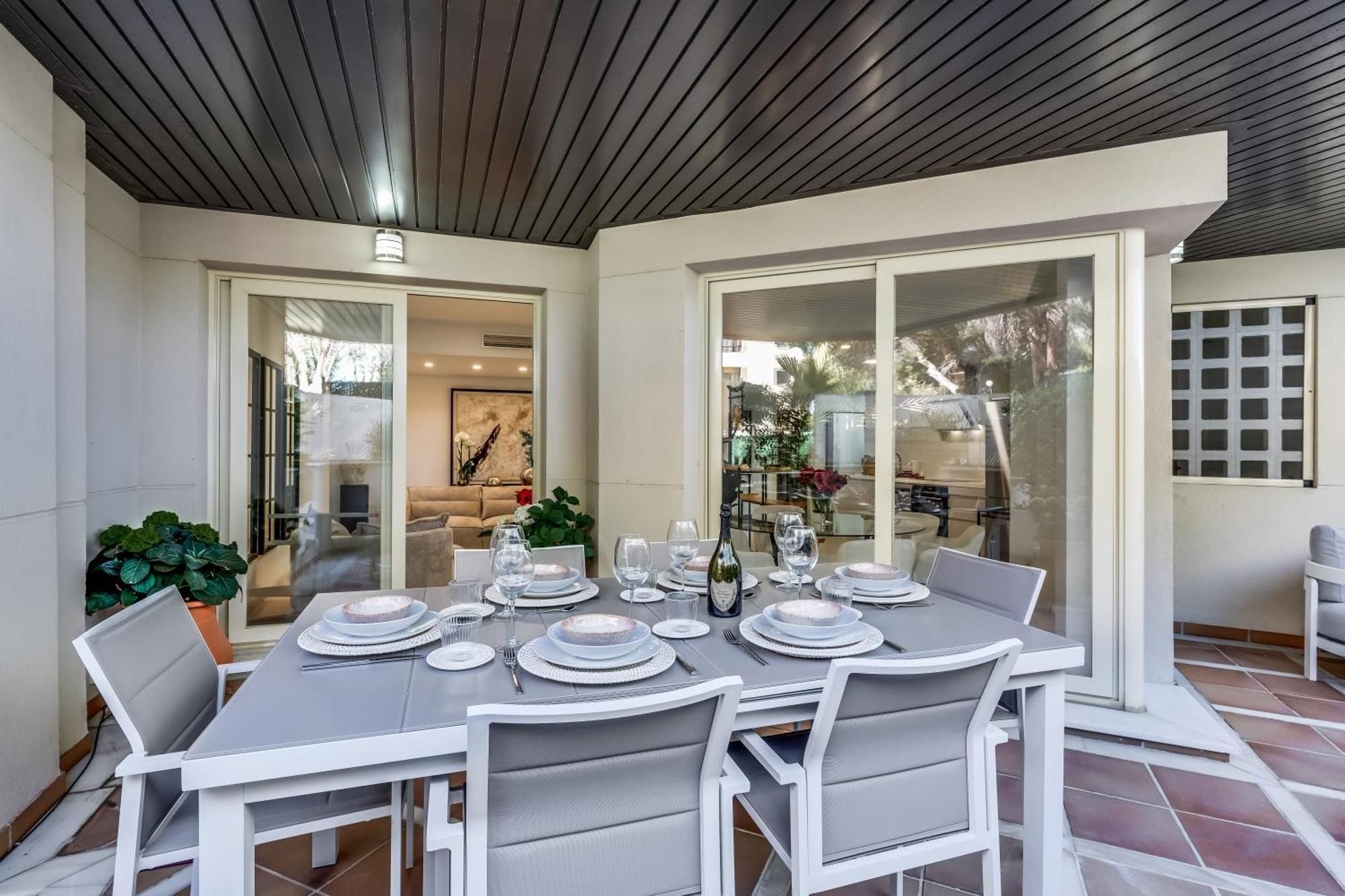 Molo Residences Boutique Apartments & Spa Marbella Buitenkant foto